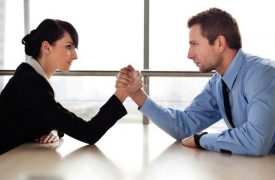 điều tra đối thủ cạnh tranh
