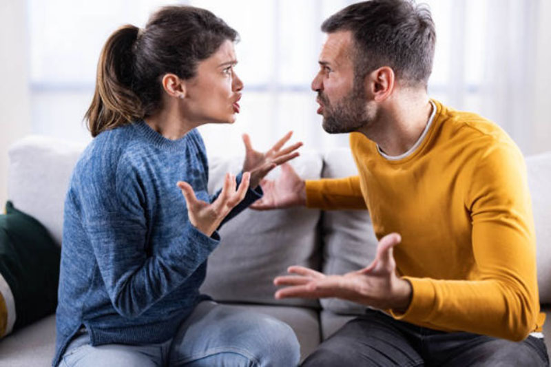 Dễ cáu gắt với chồng