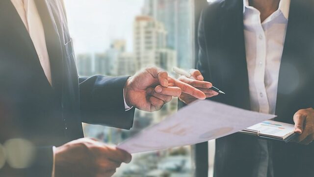 Hẹn gặp trao đổi trực tiếp với khách hàng