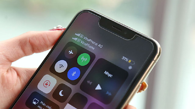 SIM-bi-theo-doi-khac-voi-Dien-thoai-bi-theo-doi-nhu-the-nao