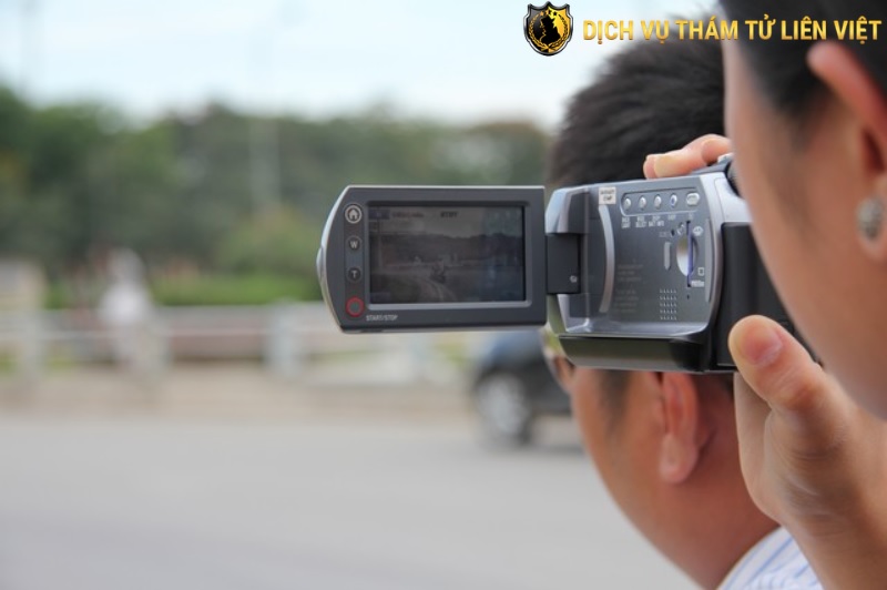 Thám tử Liên Việt