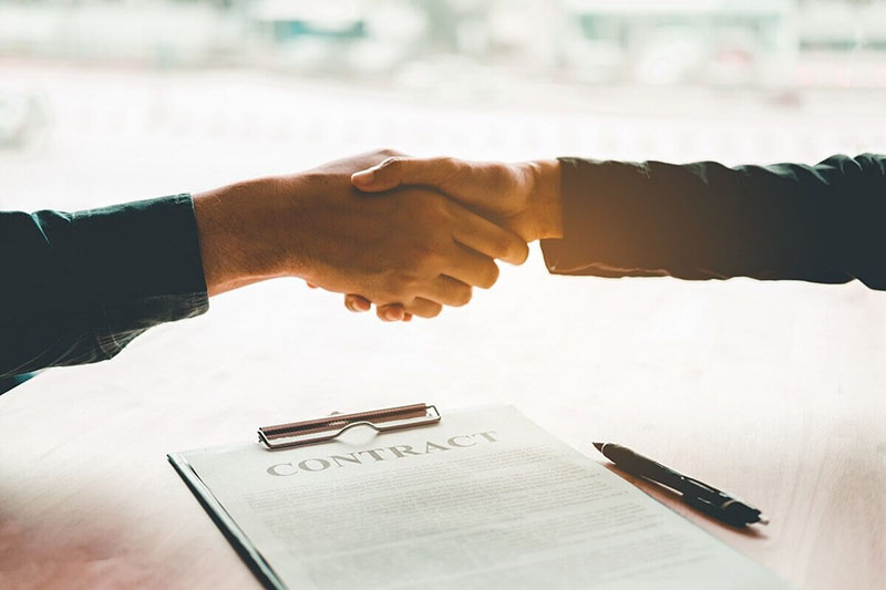 Hợp đồng thám tử cụ thể