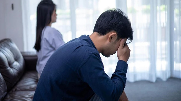 Cách vượt qua nỗi đau và quên đi chuyện vợ ngoại tình